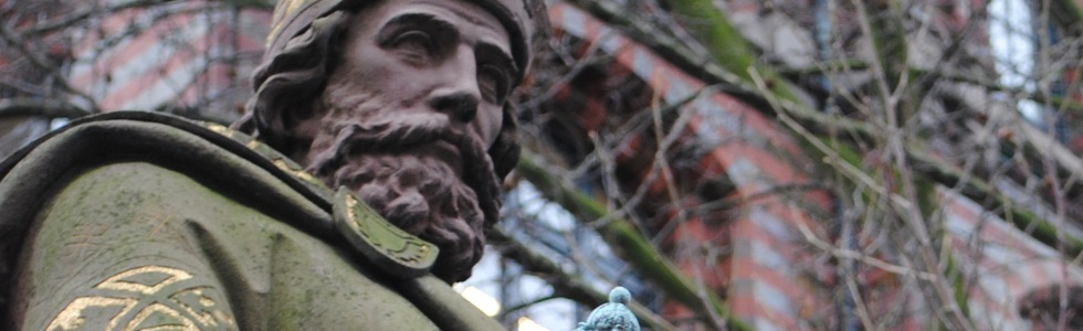 Hamburg – Miasto rowerów, sklepów z indyjską odzieżą i pomników.